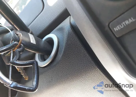 2018 Ram 2500 Tradesman 4X4 8' Box z USA, uszkodzony, nr VIN 3C6UR5HJ1JG417892